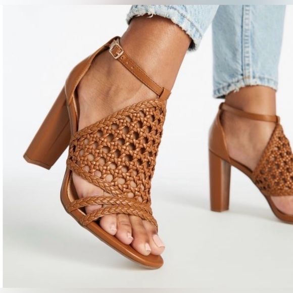 JustFab Lorelai Caged Woven Heeled Sandals Tan US 10 NWOB